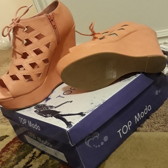 Wedges - Picture 3 of 3